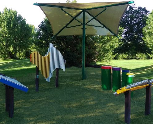 Musical play Musical play